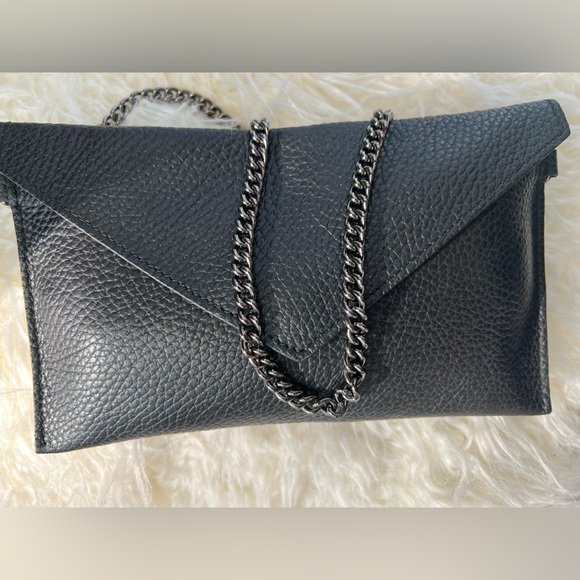 Authentic Furla Black Leather Envelope Clutch with chain - Picture 3 of 9
